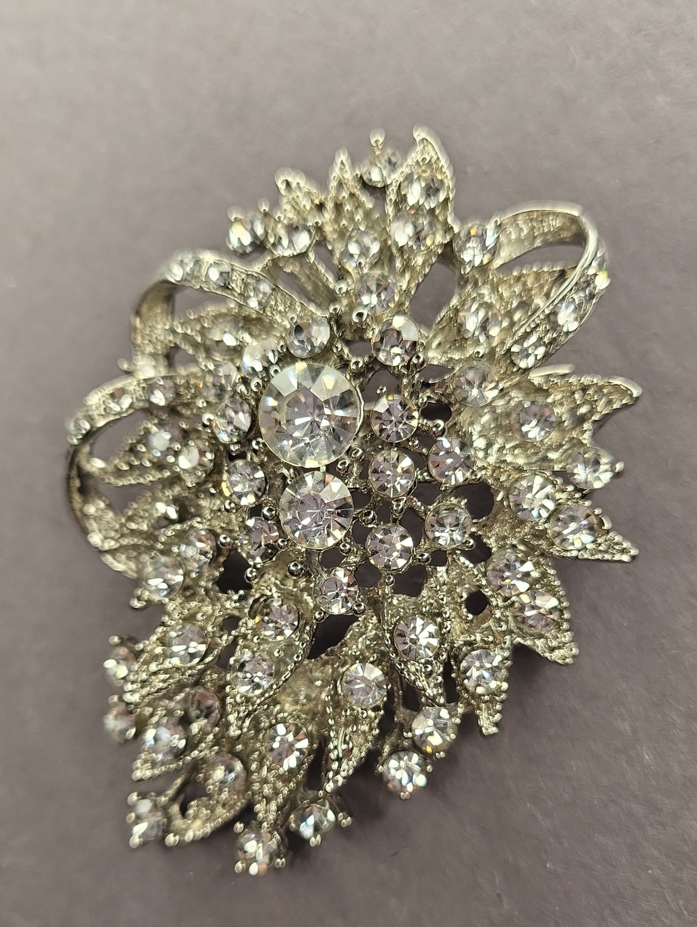 Silver Crystal Brooch - Picture 4 of 4